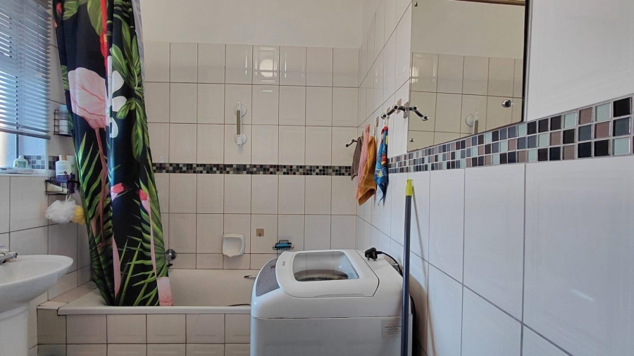 3 Bedroom Property for Sale in Diep River Western Cape